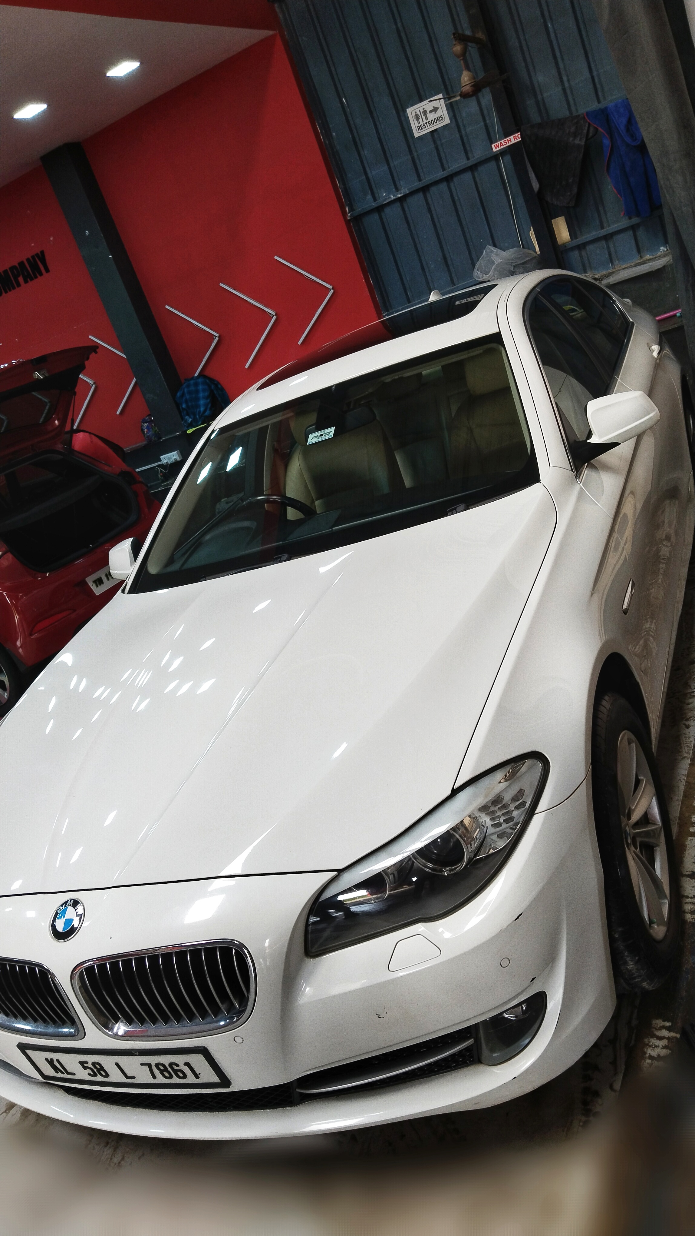 Wash and Vacuum on BMW 320D